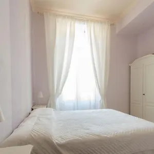 https://hotel-maderno.it-lombardy.com